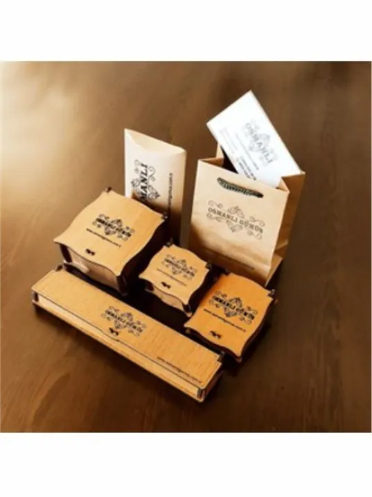 Gül Motifli Altın Renk Gümüş Kadın Kolye Ve Yüzük Set Gül Motifli Altın Renk Gümüş Kadın Kolye Ve Yüzük Set