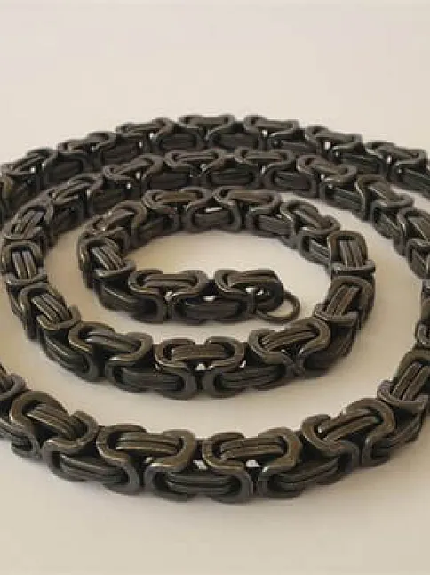 Retro Kirli Mat Siyah Erkek Çelik Kral Kolye 7mm Kalın Model Retro Kirli Mat Siyah Erkek Çelik Kral Kolye 7mm Kalın Model