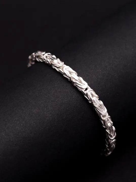 Parlak Kral 5.2 Mm Erkek Gümüş Bileklik Parlak Kral 5.2 Mm Erkek Gümüş Bileklik