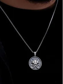 Erkek Gümüş Kolye - Yunan Tanrısı Medusa İşlemeli Gümüş Kolye