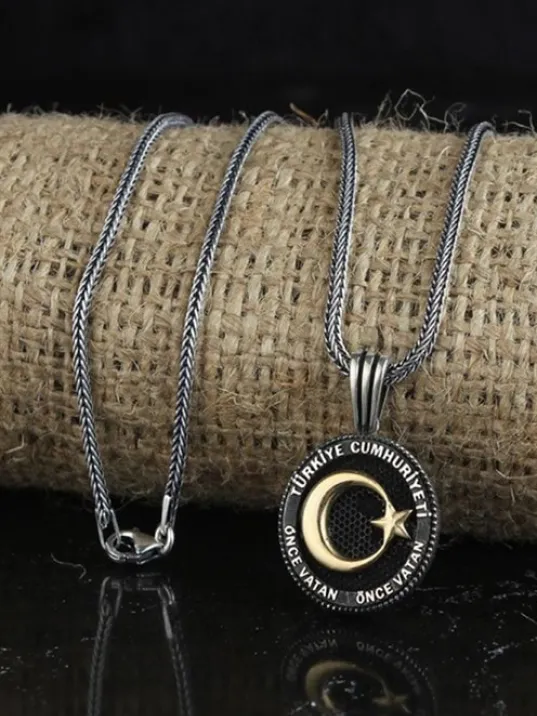 Ay Yıldız Model Önce Vatan Gümüş Erkek Kolye Ay Yıldız Model Önce Vatan Gümüş Erkek Kolye