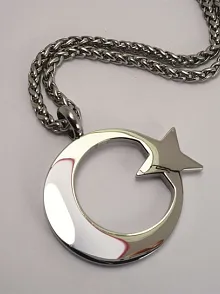Erkek Çelik Ayyıldız Bayrak Kolye