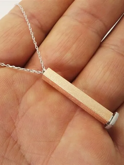 Nested Gizli İsimli Bayan Gümüş Kolye Mat Model