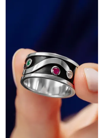 Kişiye Özel Orijinal Yakut Zümrüt Ve Zirkon Taşı İsim Yazılabilir 925 Ayar Gümüş Erkek Alyans Yüzük