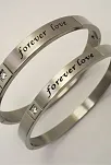 Forever Love Paslanmaz Çelik Erkek Bayan Çift Kelepçe Bileklik Set Forever Love Paslanmaz Çelik Erkek Bayan Çift Kelepçe Bileklik Set