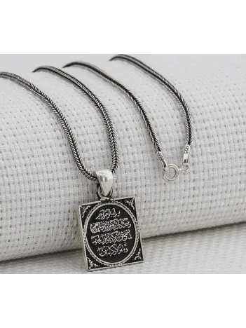 Erkek Gümüş Kolye - Nazar Duası İşlemeli Kare Model Erkek Kolye