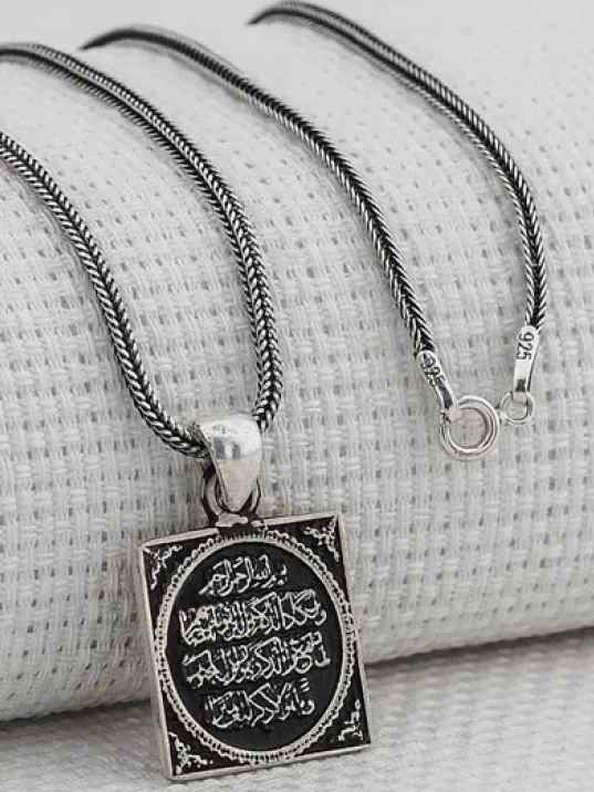 Erkek Gümüş Kolye - Nazar Duası İşlemeli Kare Model Erkek Kolye