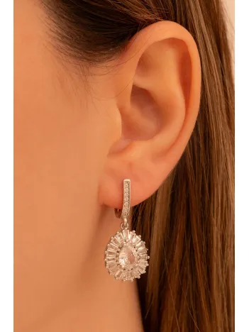 Kadın Gümüş Küpe - Damla Model Zirkon Taşlı Baget Süslemeli Rodyumlu Kadın Küpe