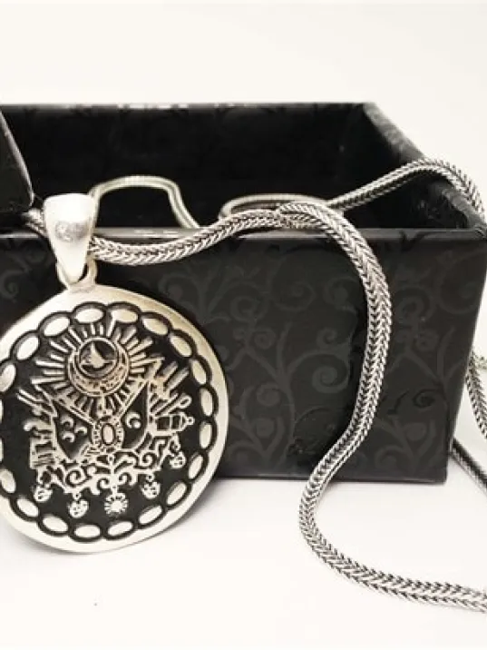 Osmanlı Arması Erkek Gümüş Kolye Zincir Orta Boy Osmanlı Arması Erkek Gümüş Kolye Zincir Orta Boy