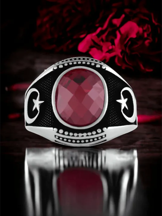 Ay Yıldız Temalı Faset Kesim Zirkon Taşlı Gümüş Yüzük Ay Yıldız Temalı Faset Kesim Zirkon Taşlı Gümüş Yüzük