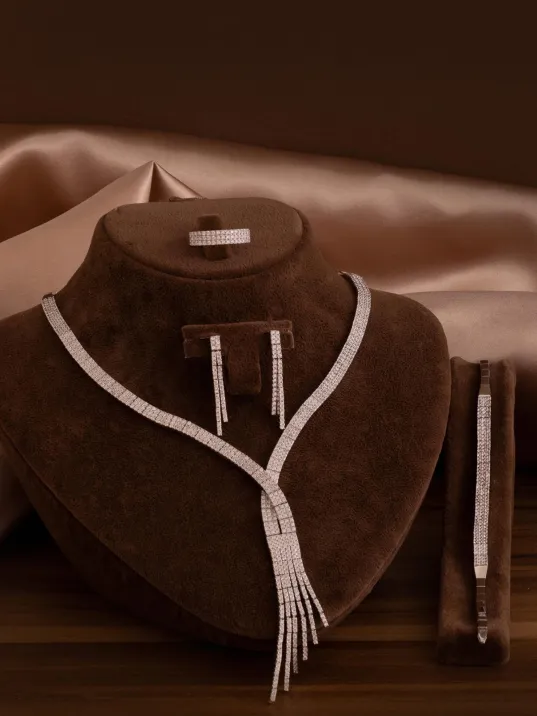 Kadın Gümüş Takı Seti - Sedef Zirkon Taşlı Kolye, Bileklik, Yüzük, Küpe Tam Set Kadın Gümüş Takı Seti - Sedef Zirkon Taşlı Kolye, Bileklik, Yüzük, Küpe Tam Set