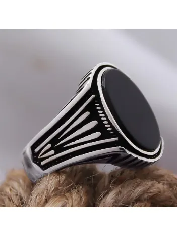 Oval Siyah Oniks Taşlı Özel Seri Erkek Gümüş Yüzük