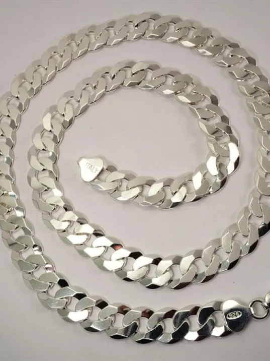 Erkek Gurmet Kolye Zincir Kalın 11mm İtalyan Malı Mükemmel Kalite Erkek Gurmet Kolye Zincir Kalın 11mm İtalyan Malı Mükemmel Kalite