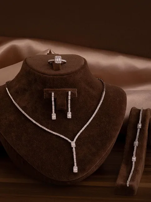 Kadın Gümüş Takı Seti - Süreyya Baget Taşlı Kare Model Kolye, Bileklik, Yüzük, Küpe Tam Set