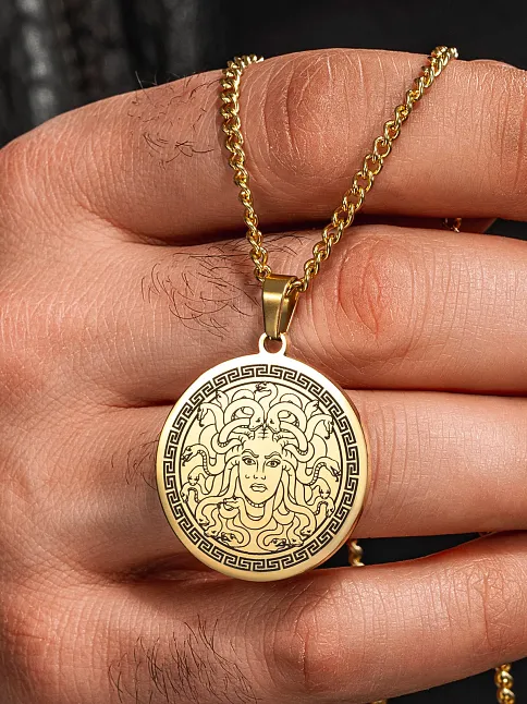 Steel Aether Altın Kaplama Çelik Kadın Kolye Yunan Tanrısı Medusa İşlemeli Yuvarlak Plaka Kararmaz