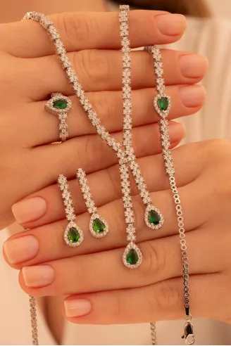 Kadın Gümüş Takı Seti - Peri Zümrüt Taşlı Damla Model Kolye, Bileklik, Yüzük, Küpe Tam Set