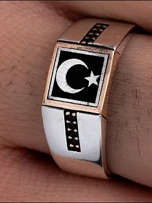 Erkek Gümüş Yüzük - Ay Yıldız Türk Bayrağı Siyah Zirkon Taşlı Erkek Yüzüğü