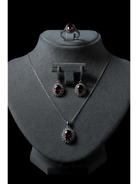 Kadın Gümüş Kolye Yüzük Küpe Set - Yuvarlak Doğal Kırmızı Safir Taşlı Gümüş Set Kadın Gümüş Kolye Yüzük Küpe Set - Yuvarlak Doğal Kırmızı Safir Taşlı Gümüş Set