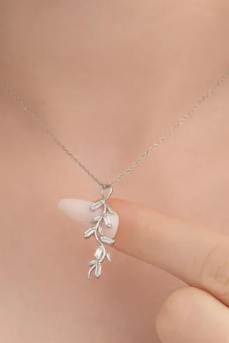 Baget Taşlı Yaprak Model Kadın Gümüş Kolye Gklyprkmdl5-ros