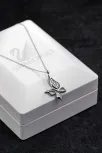Kadın Gümüş Kolye - Swarovski Taşlı Zirconia Çift Taşlı Büyük Kelebek Motifli Kadın Kolye Kadın Gümüş Kolye - Swarovski Taşlı Zirconia Çift Taşlı Büyük Kelebek Motifli Kadın Kolye