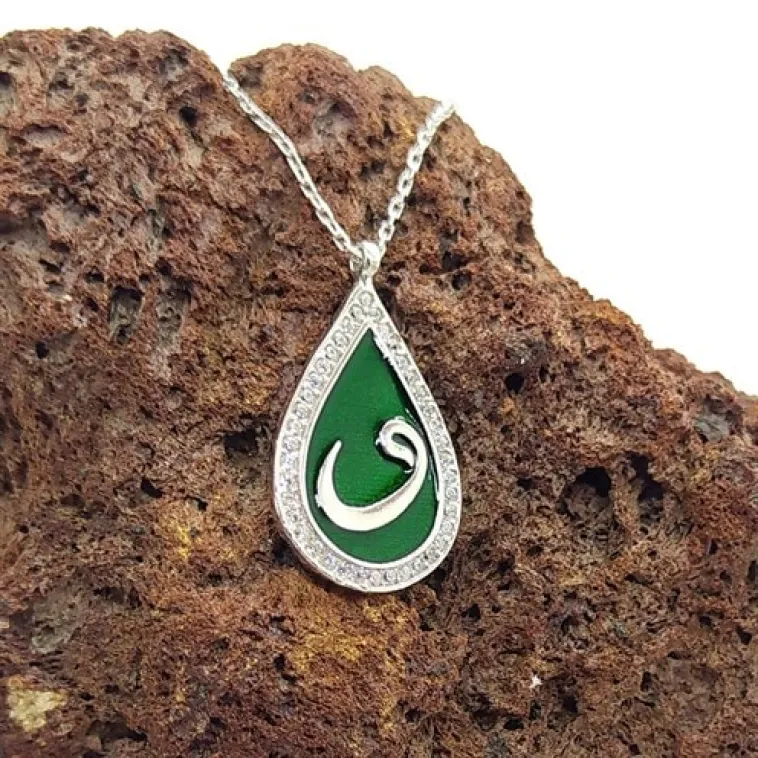 Zirkon Taşlı Damla Model Vav Harfi Bayan Gümüş Kolye Zirkon Taşlı Damla Model Vav Harfi Bayan Gümüş Kolye