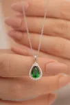 Gümüş Bayan Zümrüt Taşlı Kolye Gümüş Bayan Zümrüt Taşlı Kolye