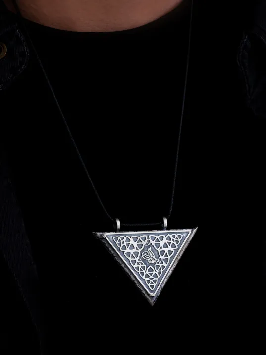 Tuğralı Selçuklu Motifli Erkek Gümüş Cevşen Muska Kolye Haznesi Büyük Boy