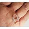 Tektaşlı Kanatlı Bayan Rose Gümüş Kolye Orta Boy Tektaşlı Kanatlı Bayan Rose Gümüş Kolye Orta Boy