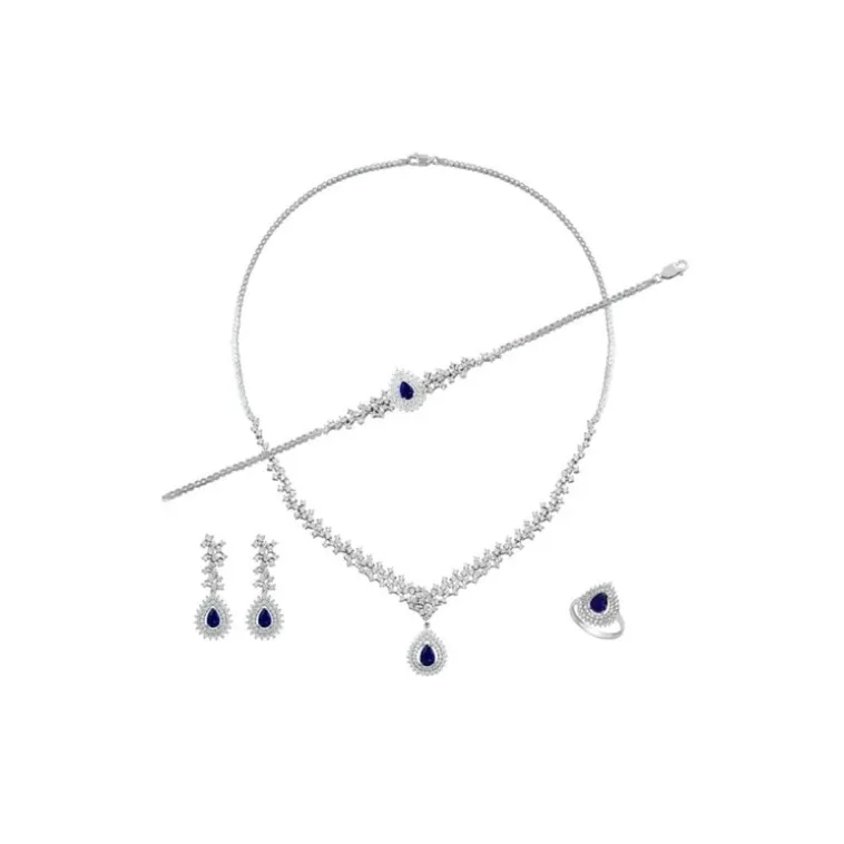 Çise Bayan Safir Taşlı Gümüş Su Yolu Set - Kolye, Bileklik, Küpe, Yüzük Çise Bayan Safir Taşlı Gümüş Su Yolu Set - Kolye, Bileklik, Küpe, Yüzük