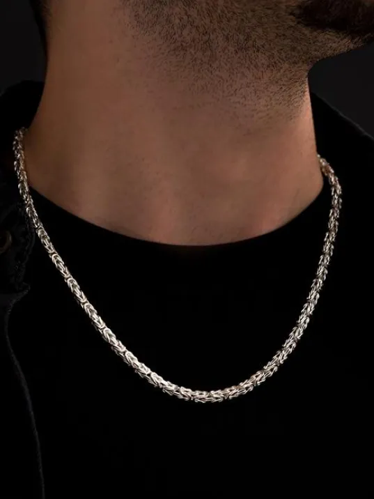 Erkek Gümüş Kolye - İnce Beyaz Kral Erkek Kolye Erkek Gümüş Kolye - İnce Beyaz Kral Erkek Kolye