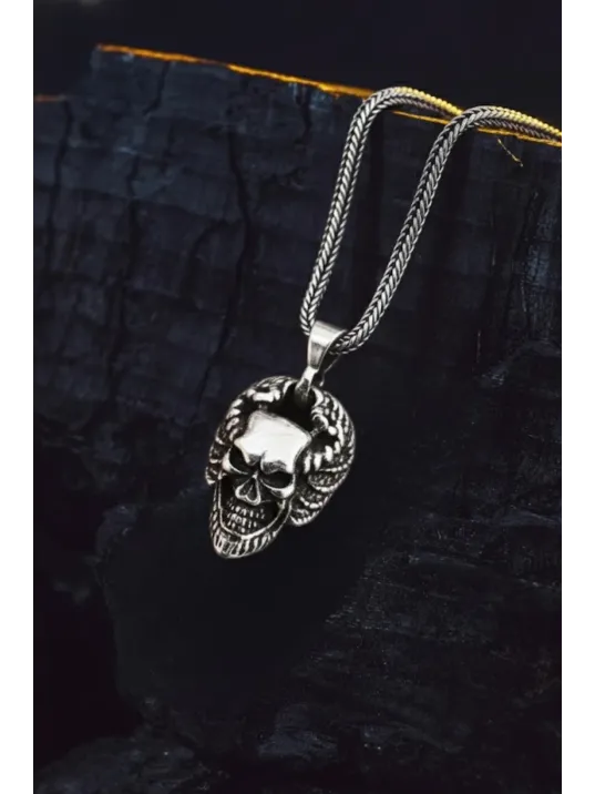 Erkek Gümüş Kolye - Boynuzlu Kuru Kafa Model Gümüş Kolye