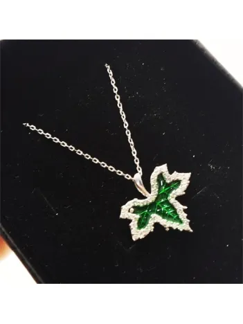 Yeşil Çınar Yaprağı Bayan Gümüş Kolye Orta Boy