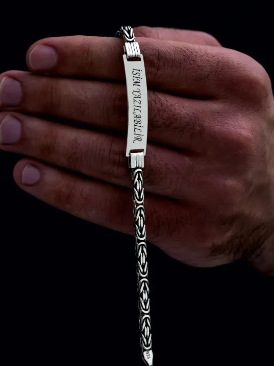 Erkek Gümüş Bileklik - İsim Yazılabilir 4.5 mm Kare kral Gümüş Bileklik Erkek Gümüş Bileklik - İsim Yazılabilir 4.5 mm Kare kral Gümüş Bileklik