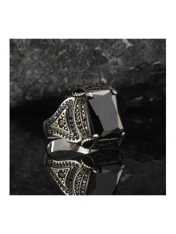 Erkek Gümüş Yüzük - Oniks ve Mikro Zirkon Taşlı 925 Ayar Gümüş Erkek Yüzük