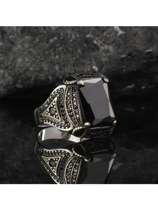 Erkek Gümüş Yüzük - Oniks ve Mikro Zirkon Taşlı 925 Ayar Gümüş Erkek Yüzük