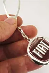 Gümüş Fiat Anahtarlık Bordo Mineli