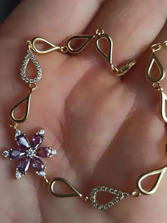 Altın Kaplama Zirkon Taşlı Nergis Çiçeği Bayan Gümüş Bileklik Altın Kaplama Zirkon Taşlı Nergis Çiçeği Bayan Gümüş Bileklik