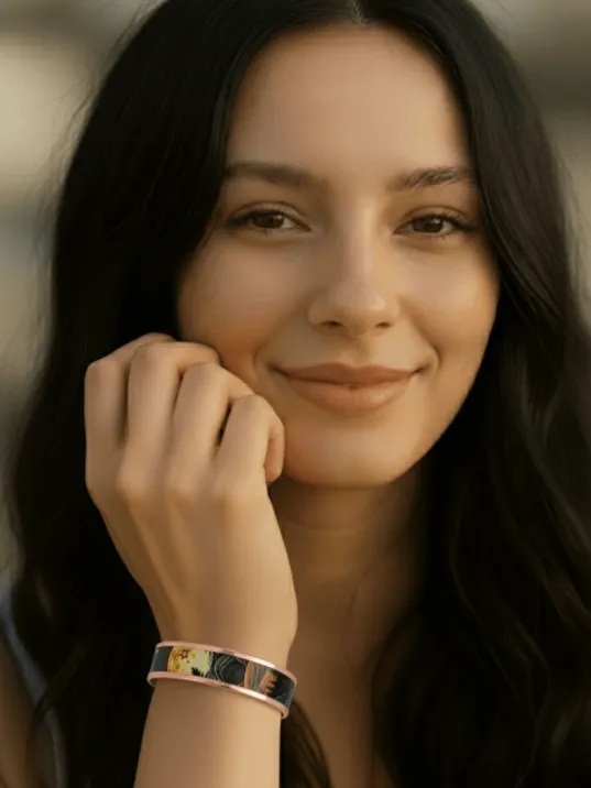 Kadın Bakır Bileklik - Space Model Özel Baskı Metal Kutu Ve Doğal Taşlar Kadın Bakır Bileklik - Space Model Özel Baskı Metal Kutu Ve Doğal Taşlar