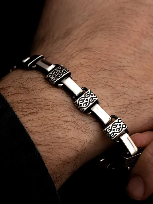 Erkek Gümüş Bileklik - Etnik Desenli Blok Model 1 Gümüş Bileklik Künye Erkek Gümüş Bileklik - Etnik Desenli Blok Model 1 Gümüş Bileklik Künye