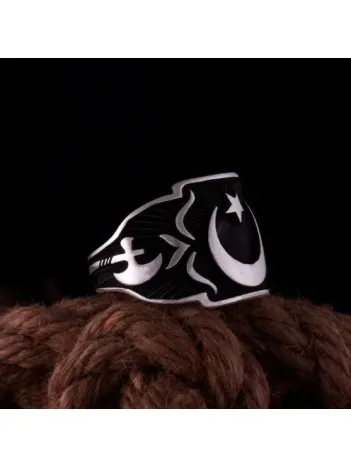 Erkek Gümüş Yüzük Ayyıldız Ve Balta İşlemeli Siyah Oniks Taşlı Erkek Gümüş Yüzük