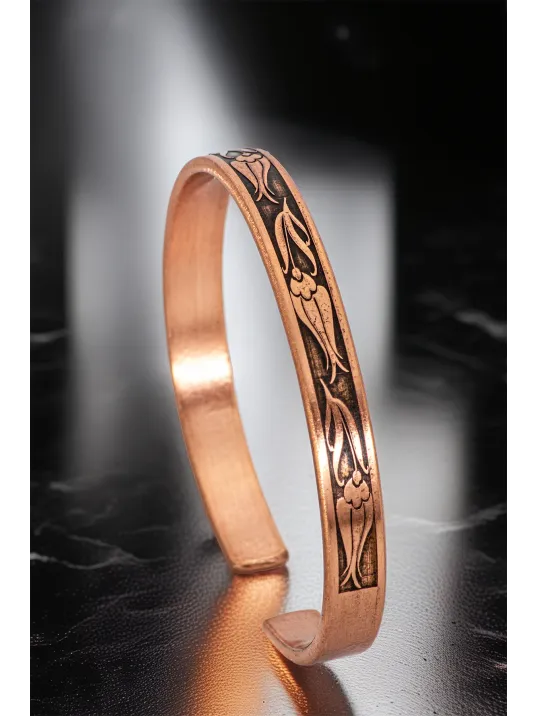 Kadın Bakır Bileklik - İnce Üstü Çiçek İşlemeli Bakır Bilezik Metal Kutu Ve Kuvars Taşlar