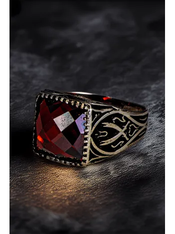 Erkek Yakut Taşlı Yanı Çift Zülfikar Kılıcı İşlemeli 925 Ayar Gümüş Yüzük