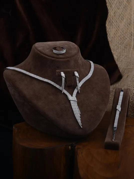 Kadın Gümüş Set - Afrodit  Gümüş Su Yolu Set - Kolye, Bileklik, Küpe, Yüzük Kadın Gümüş Set - Afrodit  Gümüş Su Yolu Set - Kolye, Bileklik, Küpe, Yüzük