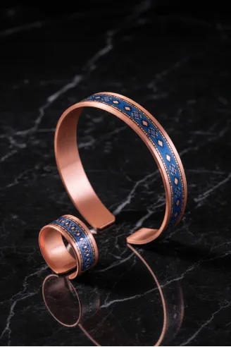 Kadın Bakır Bileklik Yüzük Set - Lola Model Özel Baskı Metal Kutu Ve Kuvars Taşı