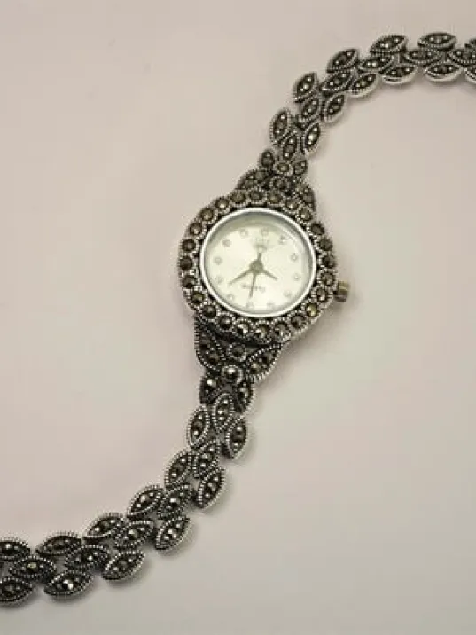 Bayan Gümüş Saat Markazit Taşlı Otantik Model