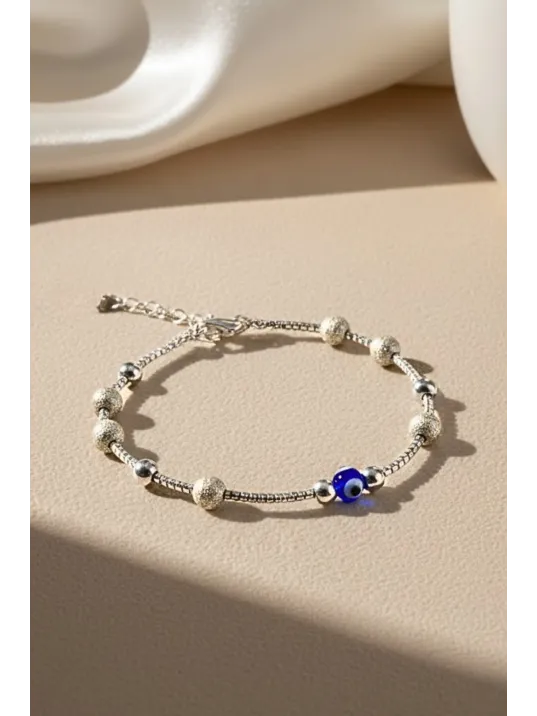 Kadın Gümüş Bileklik – Nazar Boncuklu Kumlu Top Detaylı Şık Ve Ayarlanabilir Model Bilezik Kadın Gümüş Bileklik – Nazar Boncuklu Kumlu Top Detaylı Şık Ve Ayarlanabilir Model Bilezik