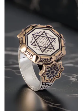 Erkek Hz Süleyman Mührü İşlemeli Yanı Kalkan Motifli 925 Ayar Gümüş Yüzük