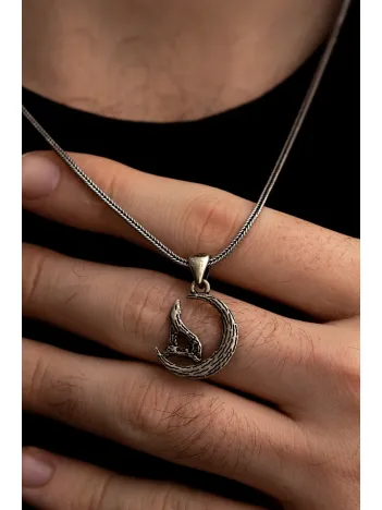 Erkek Gümüş Kolye - Çizgili Desenli Hilal Bozkurt Gümüş Kolye