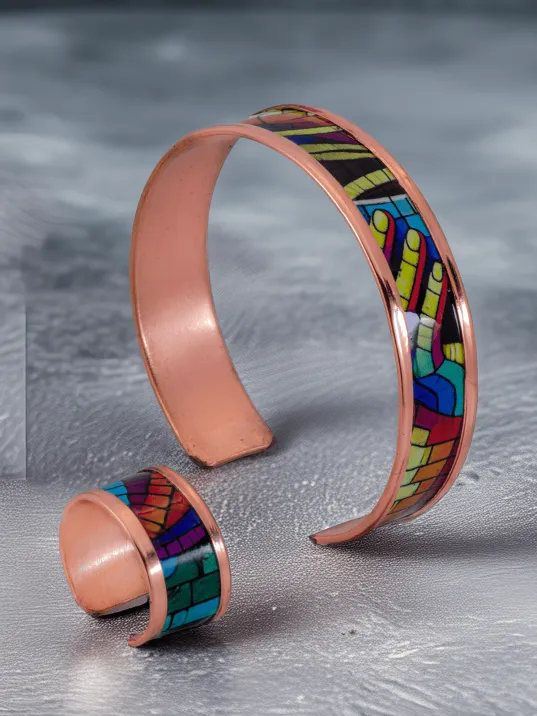 Kadın Bakır Bileklik Yüzük Set - Nadia Model Özel Baskı Metal Kutu Ve Kuvars Taşı Kadın Bakır Bileklik Yüzük Set - Nadia Model Özel Baskı Metal Kutu Ve Kuvars Taşı