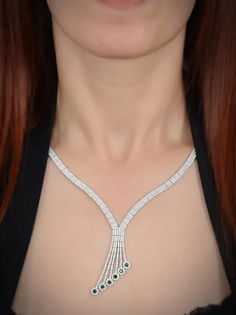 Celena Bayan Zümrüt Taşlı Gümüş Su Yolu Set - Kolye, Bileklik, Küpe, Yüzük